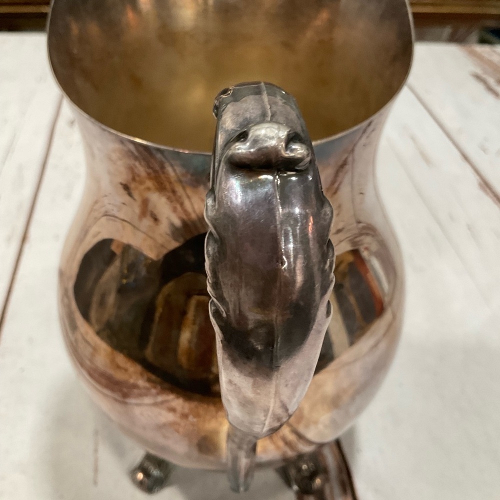 VINTAGE F.B ROGERS SILVERSMITH PITCHER WITH ICE LIP - Picture 9 of 11